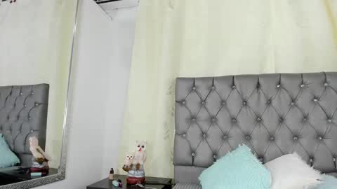 Snapshot of luna_evaa chatting on January 30, 5:39 pm Luna Eva online show from January 30, 5:39 pm