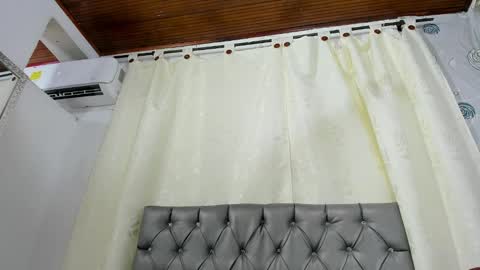 Snapshot of luna_evaa chatting on March 5, 6:01 pm Luna Eva online show from March 5, 6:01 pm