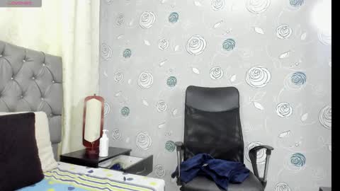 Snapshot of luna_evaa chatting on November 6, 2:07 pm Luna Eva online show from November 6, 2:07 pm