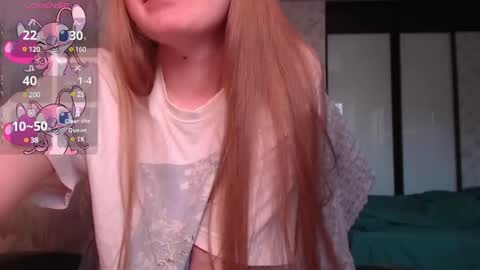 Snapshot of luna_loveisgood chatting on February 26, 8:48 am Luna online show from February 26, 8:48 am