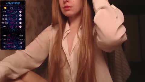 Snapshot of luna_loveisgood chatting on September 30, 12:43 pm Luna online show from September 30, 12:43 pm