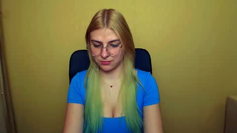 Luna online show from January 25, 11:44 am