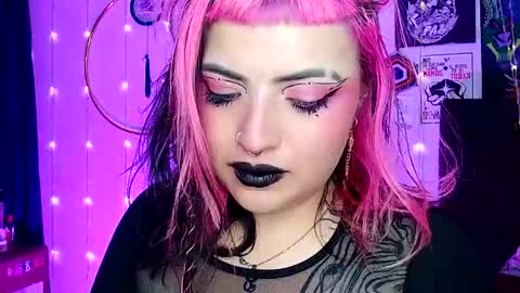 MISS LUNA  online show from February 3, 6:56 am