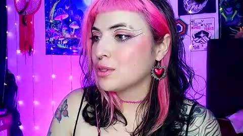 MISS LUNA  online show from February 24, 6:27 am