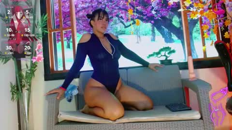 luna_sorni_ online show from November 13, 1:32 pm