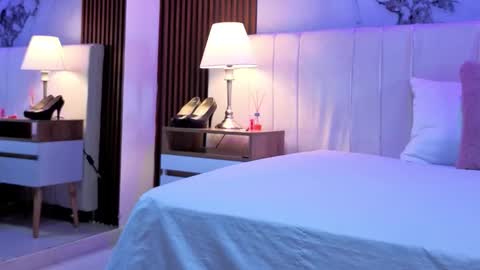  A M M Y  online show from October 28, 11:47 am