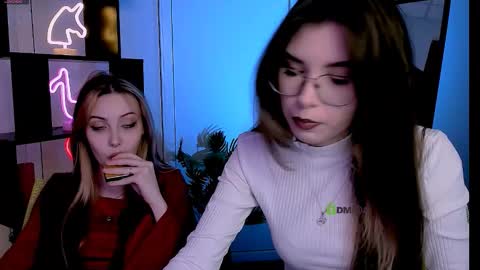 Luna online show from October 26, 8:15 pm