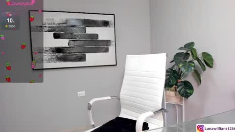 luna online show from February 18, 4:16 pm