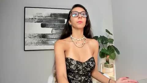 luna online show from March 4, 12:01 pm