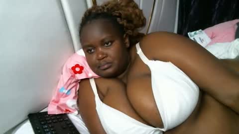 lunabloom01 online show from September 9, 3:17 am