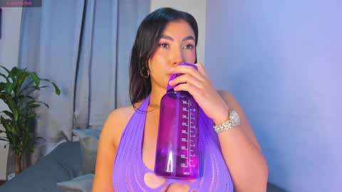 Luna  online show from December 5, 5:48 am