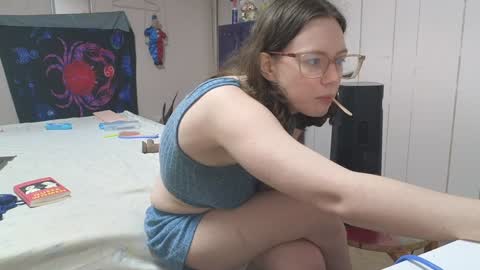 lunaquinn45 online show from February 1, 12:18 am