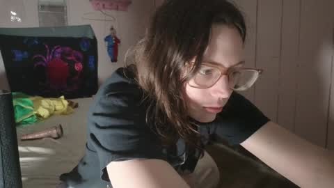 lunaquinn45 online show from February 5, 12:10 am