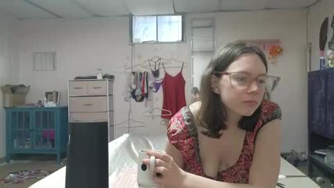 lunaquinn45 online show from March 7, 11:05 pm