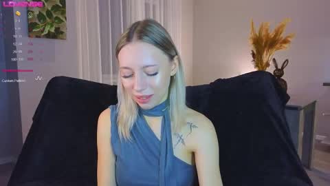 Kelly online show from October 23, 2:49 pm