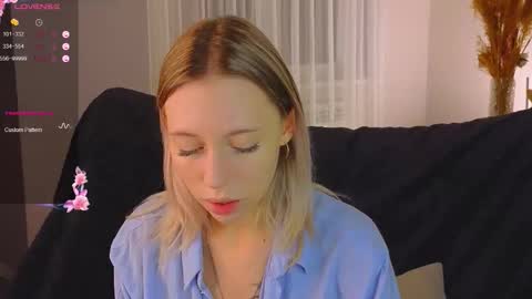 Kelly online show from November 18, 2:54 pm