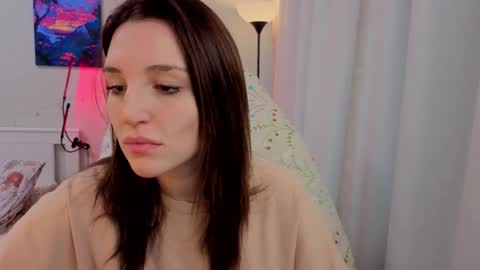 Snapshot of lunatale chatting on November 17, 11:38 am Kate online show from November 17, 11:38 am