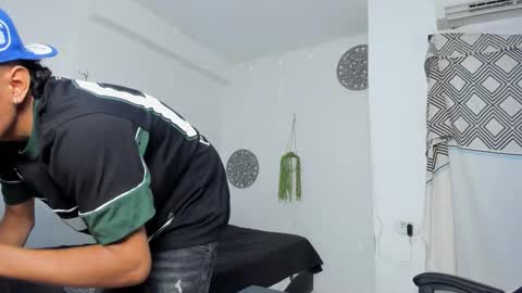 lunay_bigcock420 online show from October 31, 11:55 am