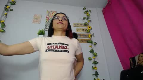 Luna Tamara online show from December 3, 4:20 am