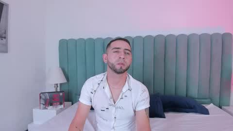 Snapshot of lushian_luna chatting on September 26, 2:32 pm Lushian And Luna online show from September 26, 2:32 pm