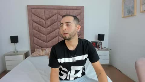 Snapshot of lushian_luna chatting on November 27, 3:14 pm Lushian And Luna online show from November 27, 3:14 pm