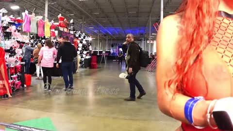 SHOWS ALL MONDAY WEDNESDAYFRIDAYSATURDAY  IN THE MORNING online show from December 7, 7:43 pm