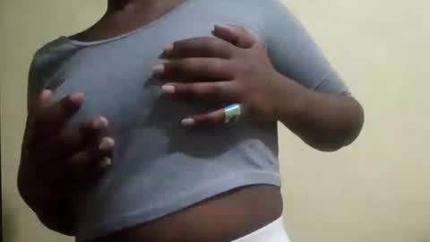 Nessy online show from September 14, 2:33 am