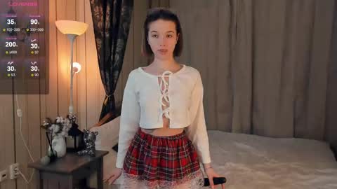 Snapshot of lusty_miss_di chatting on February 21, 7:10 pm Isabel online show from February 21, 7:10 pm