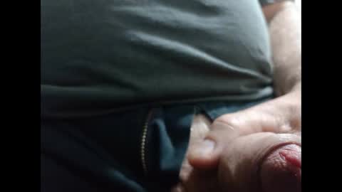 Snapshot of lutorres chatting on December 7, 9:55 pm lutorres online show from December 7, 9:55 pm