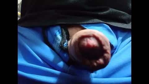 Snapshot of lutorres chatting on January 4, 3:29 am lutorres online show from January 4, 3:29 am