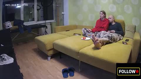 luuvteam online show from October 30, 8:42 pm