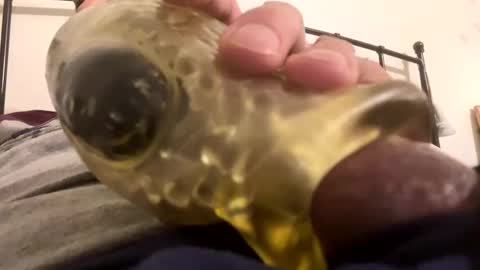 Snapshot of luv2cumc2c chatting on February 5, 7:31 pm luv2cumc2c online show from February 5, 7:31 pm