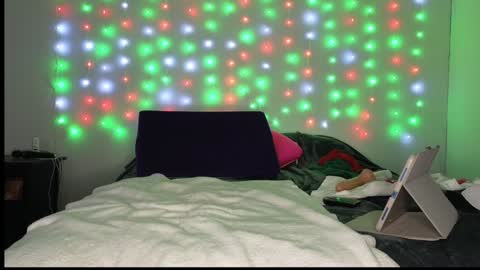 Shauna online show from December 21, 6:19 am