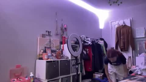 luvkoko online show from December 2, 6:52 am