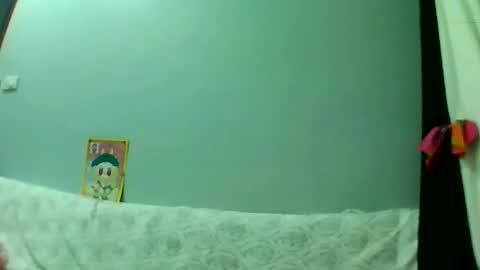 Bee Bee online show from March 9, 3:16 pm