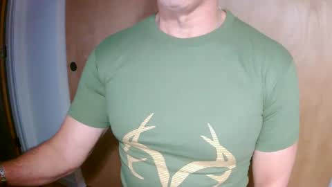 luvzjerkingoff online show from December 18, 12:10 am