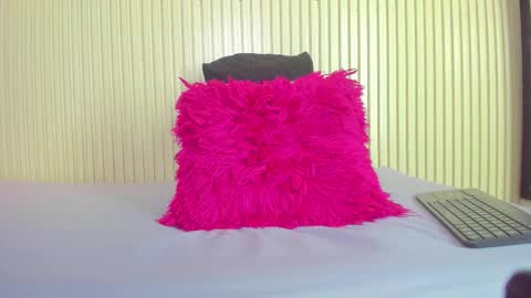 Luxe3 online show from November 15, 9:50 am