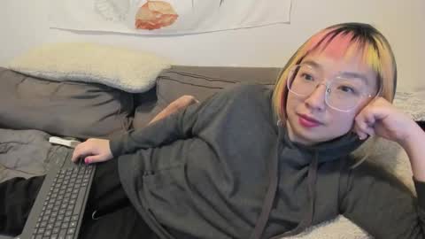 LuxGray online show from December 4, 6:22 am