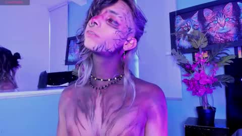 Luxiel 3 online show from November 20, 7:57 pm