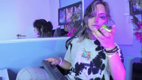 Luxiel 3 online show from November 25, 10:54 pm