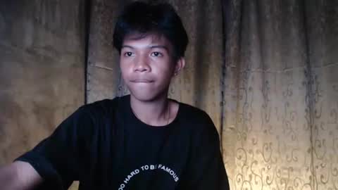 Snapshot of luxirfy_xx chatting on October 16, 9:38 pm luxirfy online show from October 16, 9:38 pm