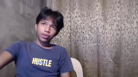 Snapshot of luxirfy_xx chatting on October 30, 11:44 am luxirfy online show from October 30, 11:44 am