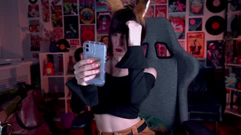 Ray online show from February 1, 6:08 pm