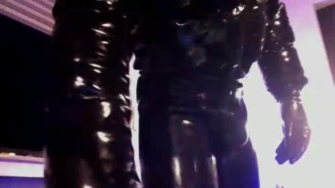 lycas30 online show from October 16, 9:05 pm