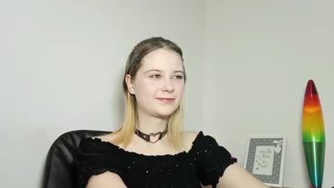 Lydia online show from September 25, 6:33 pm