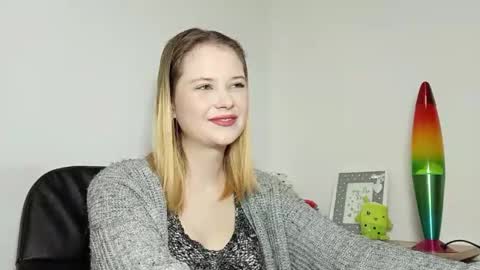 Lydia online show from October 7, 6:49 pm