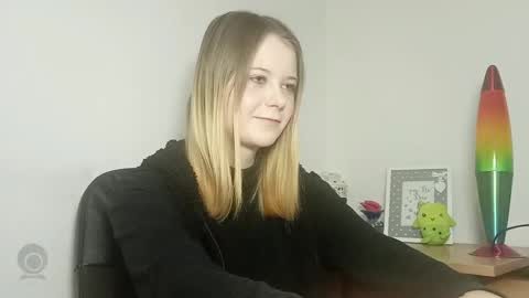 Lydia online show from November 6, 7:15 pm