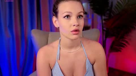 simply Eliza  online show from September 12, 10:04 am