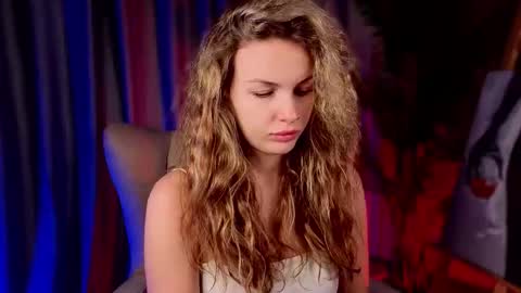 simply Eliza  online show from September 27, 7:13 am