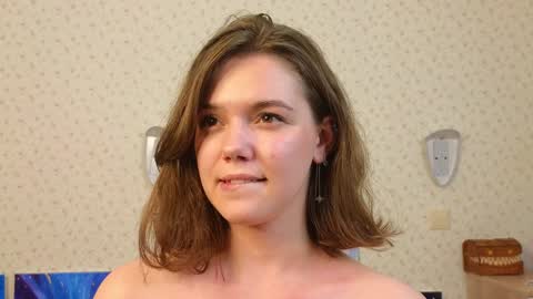 hi im Lyle online show from December 4, 9:51 am